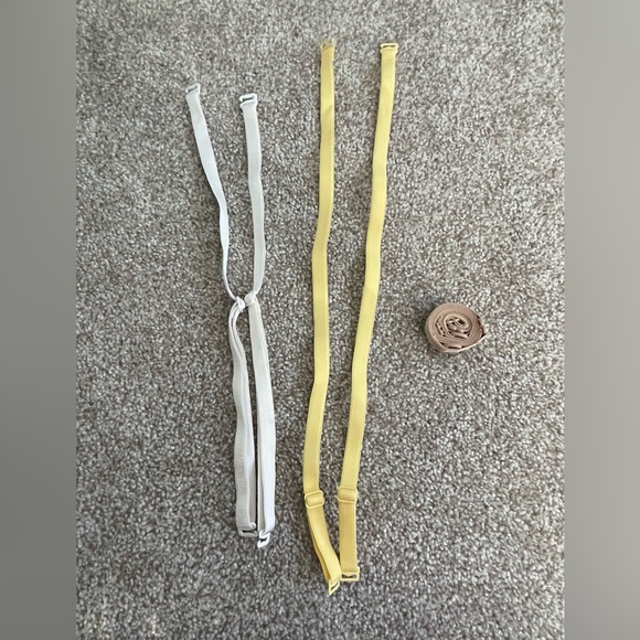 Victoria Secret Pink Bralette with straps - Picture 11 of 13